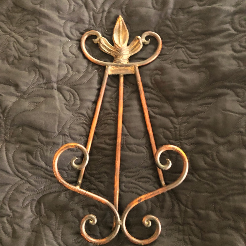 16” Cookbook Easel